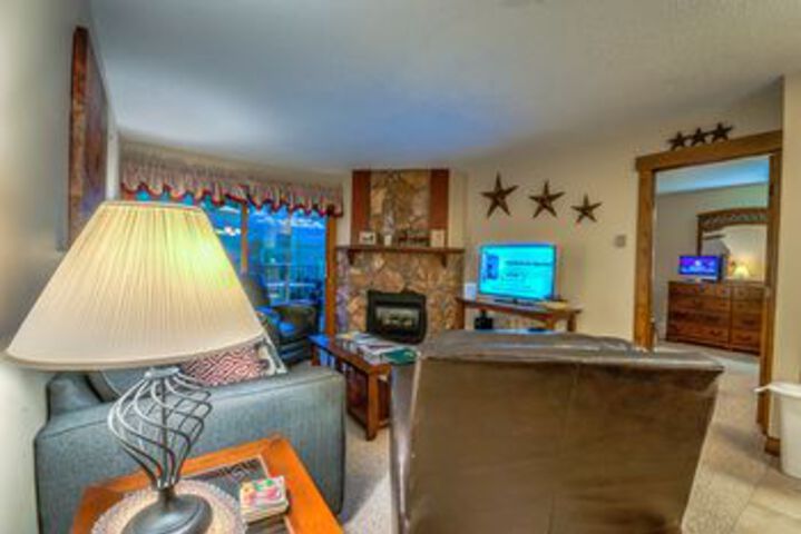 Room 73 of 98