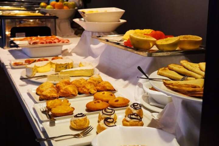 Dining Photos