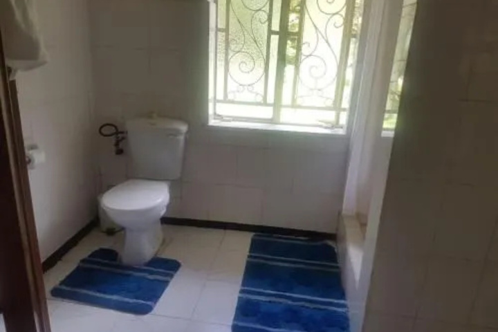 Room 8 of 15