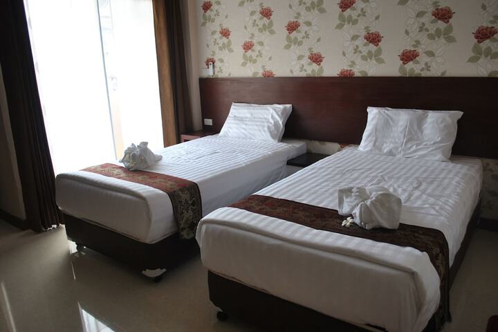 Room 21 of 128