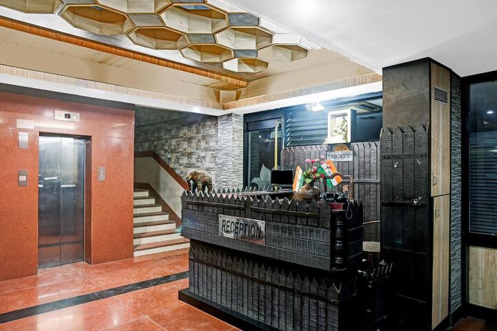 Guest Lobby