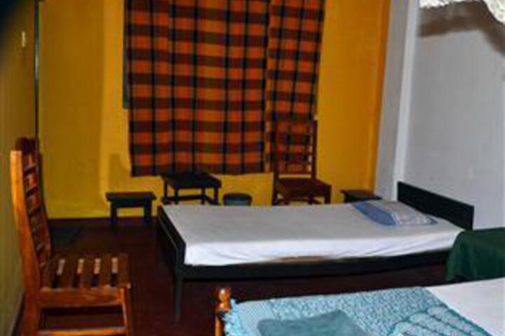 Room 3 of 5