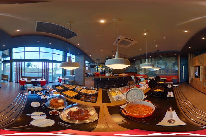 Dining 47 of 71