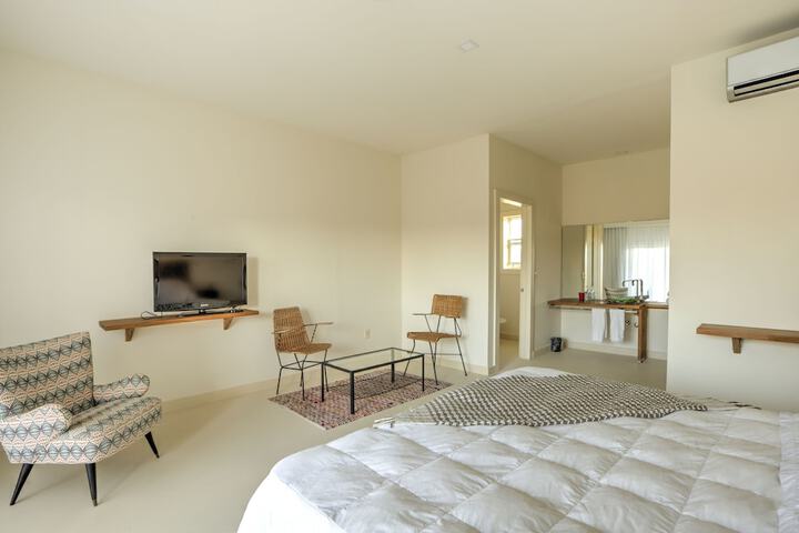 Room 26 of 105