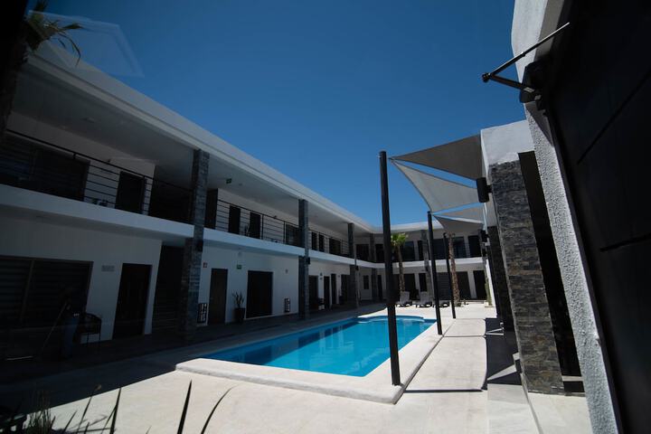 Pool 12 of 18