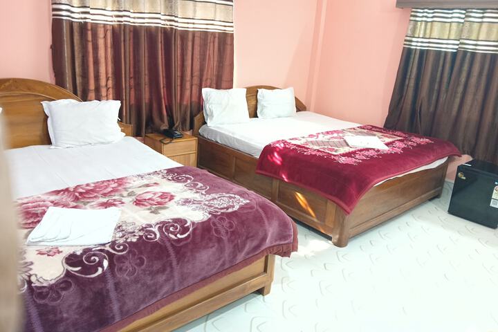 Room 7 of 24