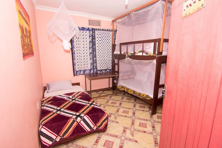 Room 3 of 23