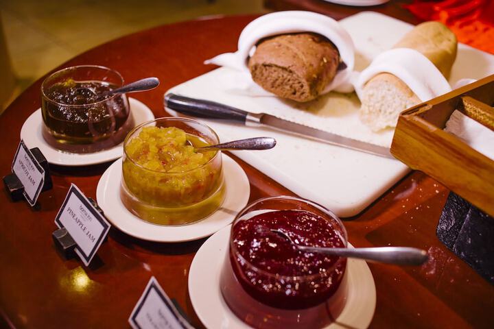 Breakfast/Coffee Service 37 of 96