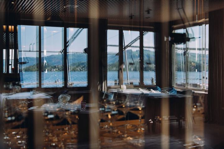 Dining 92 of 108