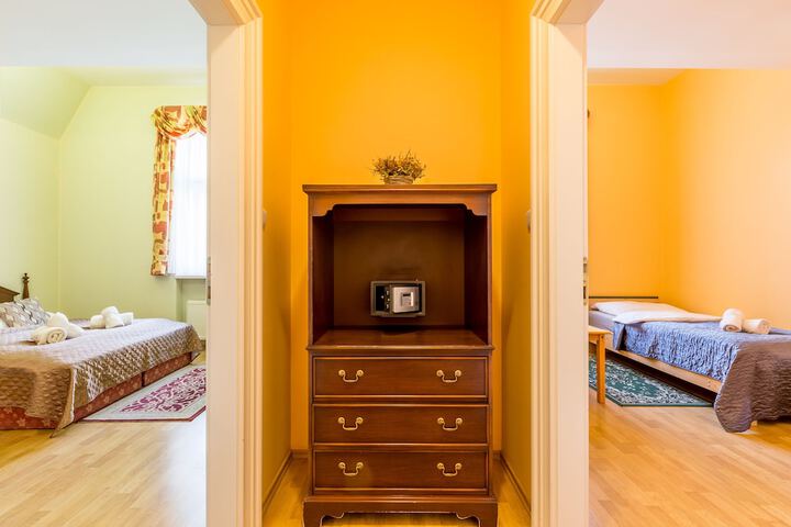 Room 56 of 92