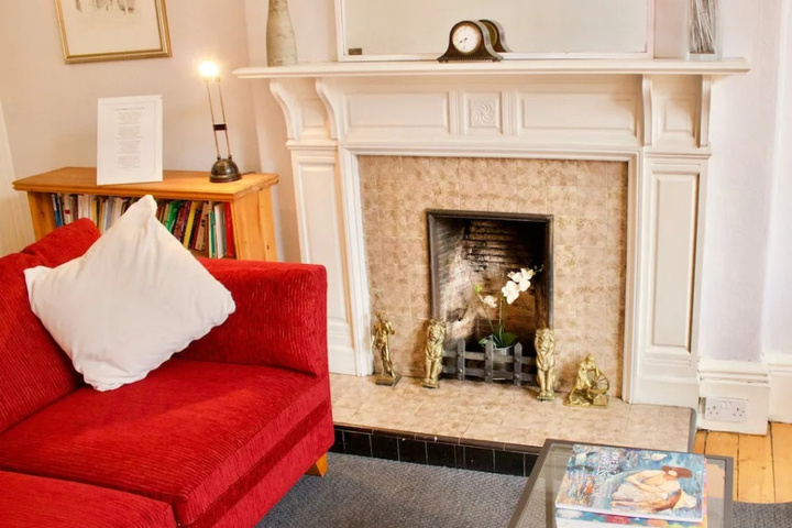 2 Bedroom Flat in Morningside