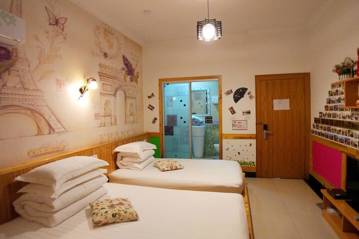 Room 20 of 24