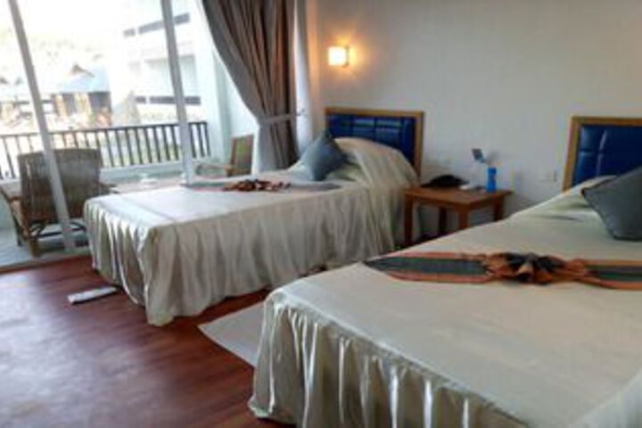 Room 15 of 60