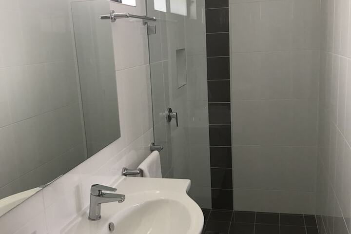 Room 42 of 156