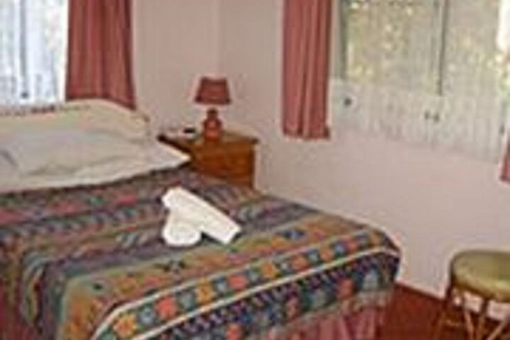 Room 42 of 177