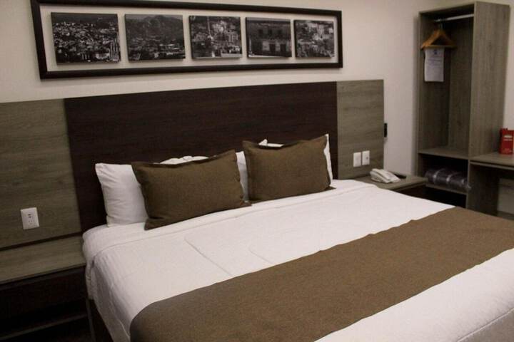 Room 31 of 61