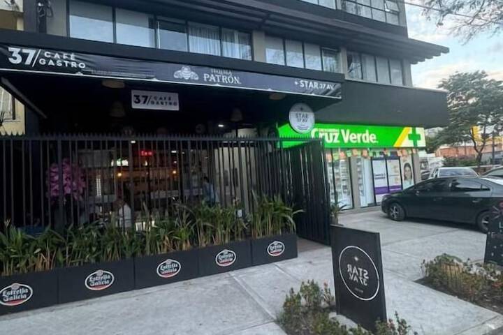 Hotel Star 37 Av