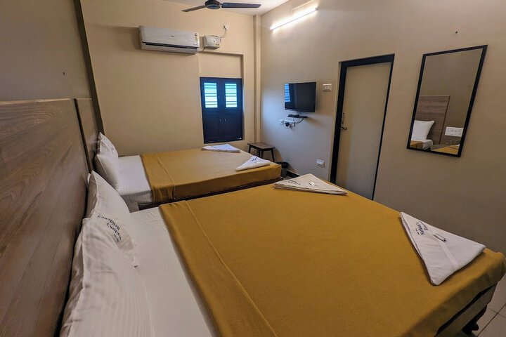 Room 14 of 25