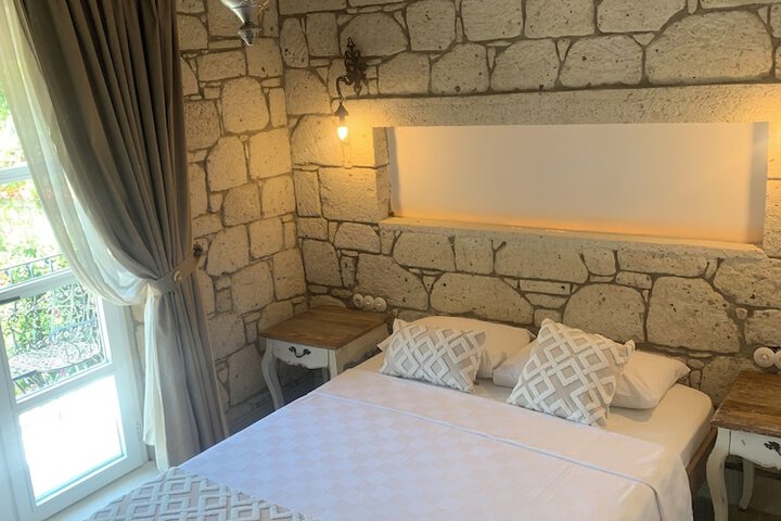 Room 20 of 80