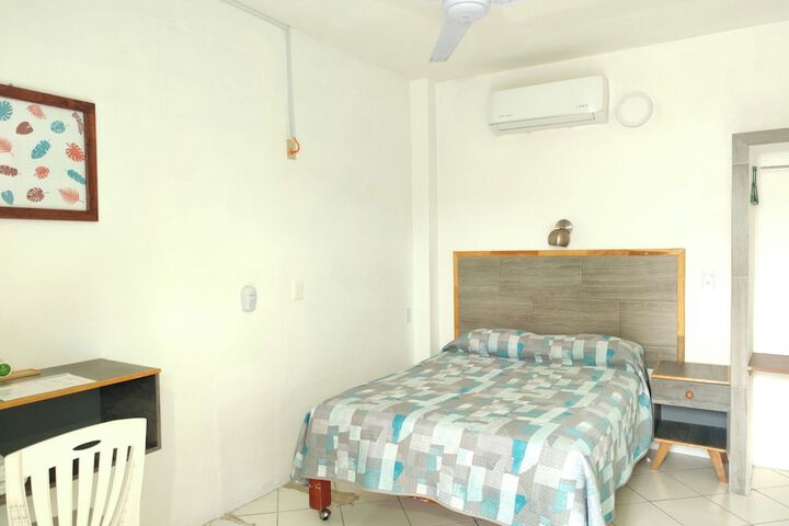 Room 7 of 24
