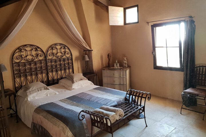 Room 9 of 71
