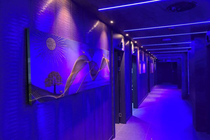 Ballroom/Hall 51 of 60