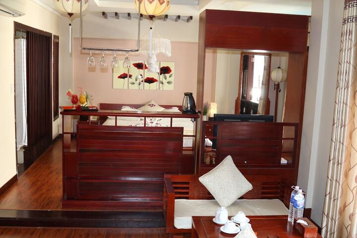 Room 4 of 34