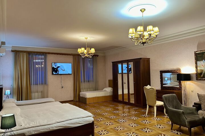 Room 44 of 113