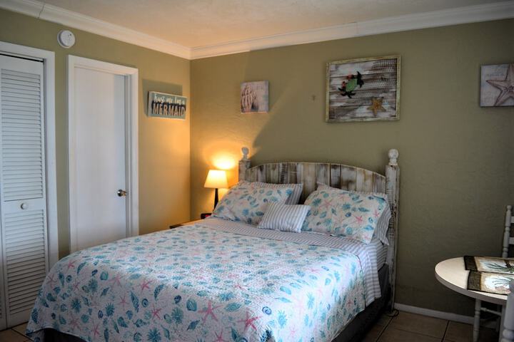 Room 5 of 50