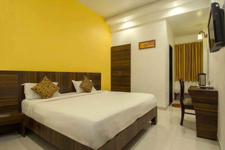 Room 19 of 37