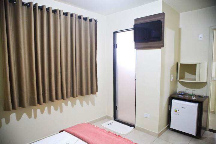 Room 16 of 50