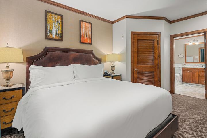 Room 10 of 92