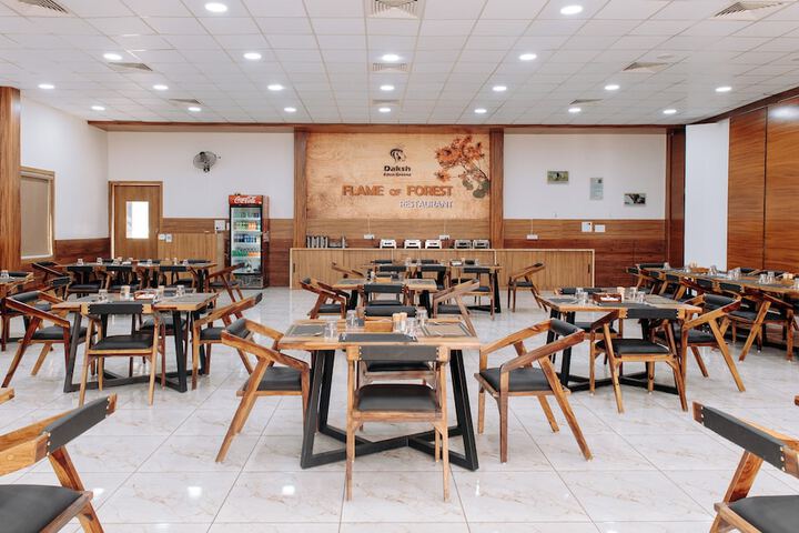 Dining 92 of 139