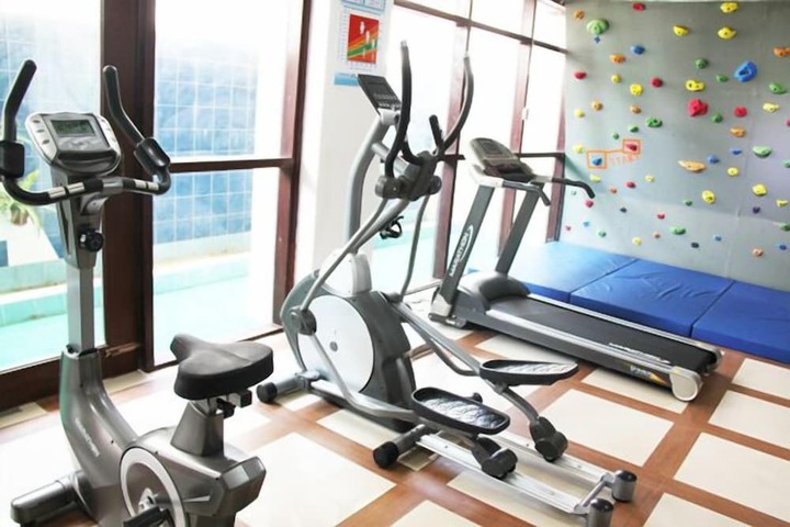 Hotel with Gym