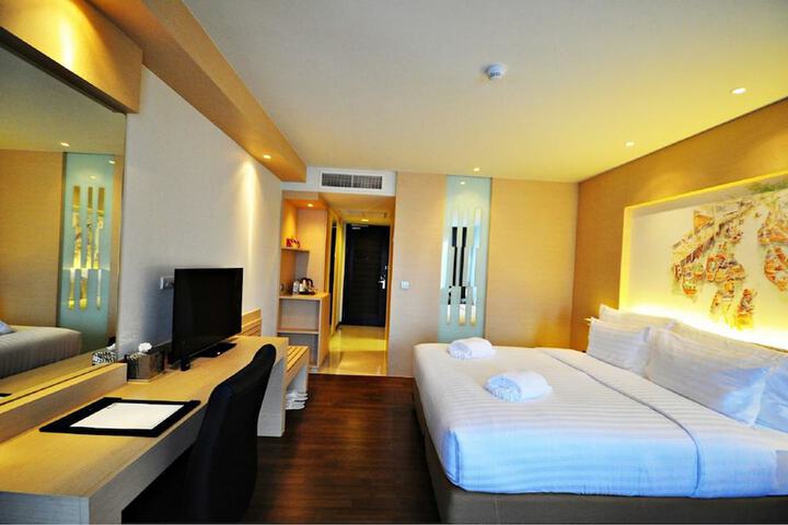 Room 4 of 29