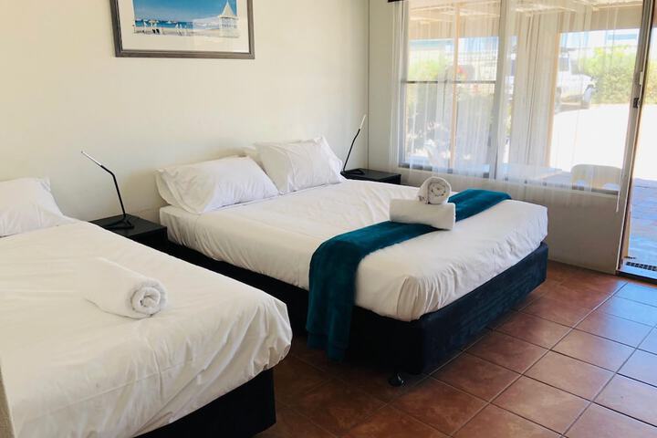 Room 7 of 35