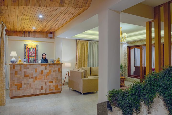 Hotel Interior 6 of 59