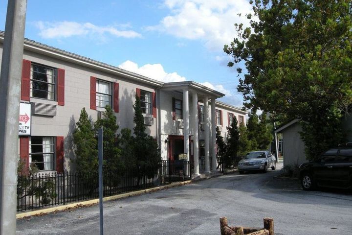Hotel 13 of 25