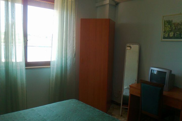 Room 11 of 54