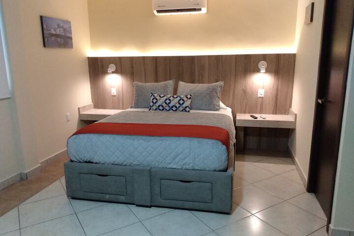 Room 5 of 23