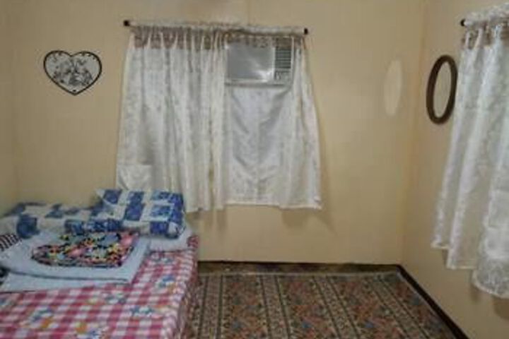 Room 6 of 29