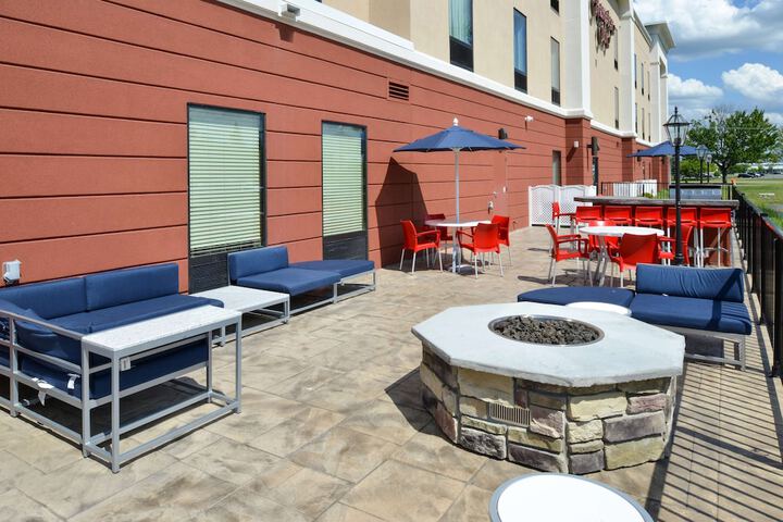 Terrace/Patio 36 of 47