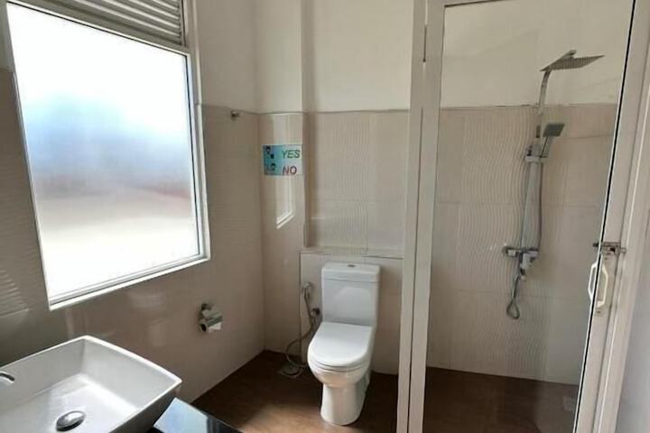 Room 18 of 44