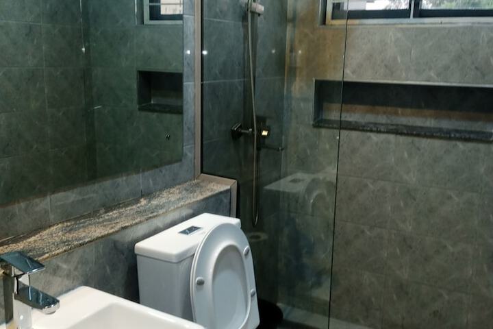 Room 18 of 26