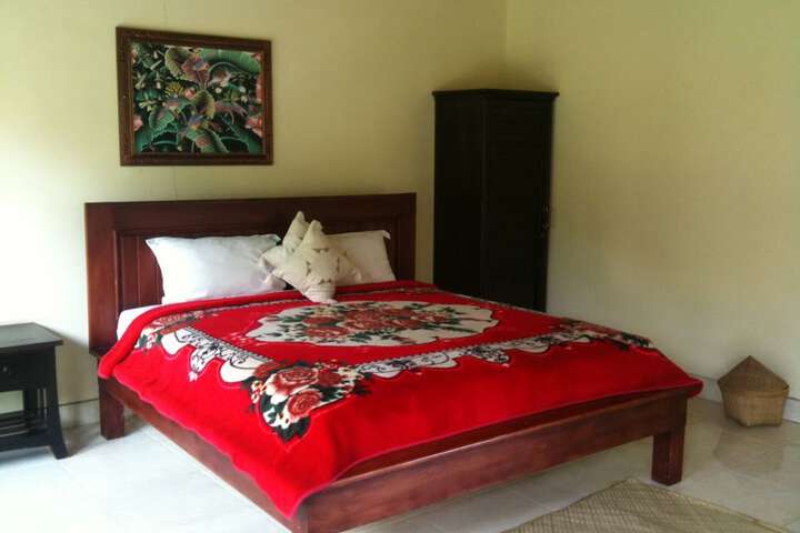 Room 4 of 30