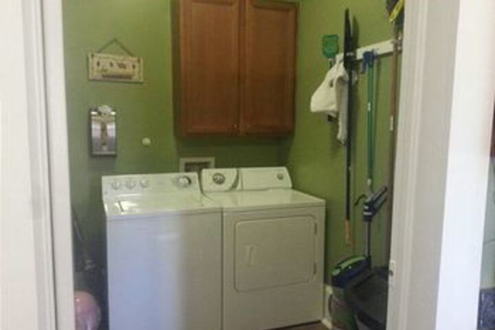 Room 106 of 165
