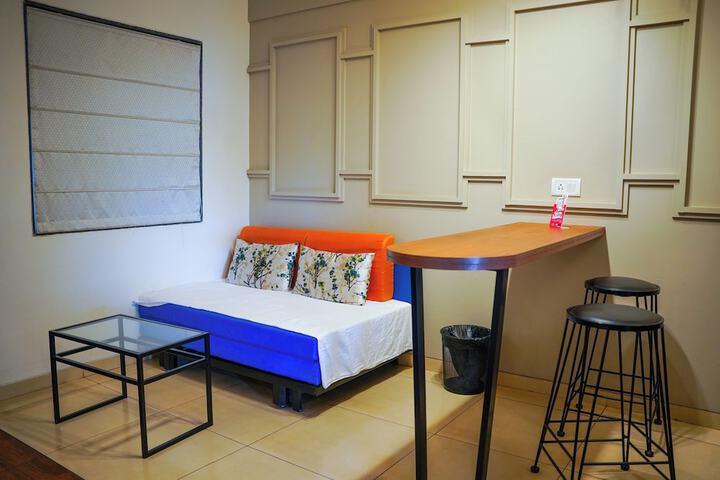 Room 18 of 93
