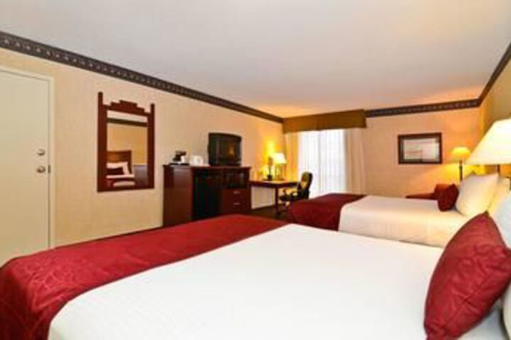 Room 14 of 38