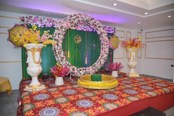 Ballroom/Hall 8 of 11