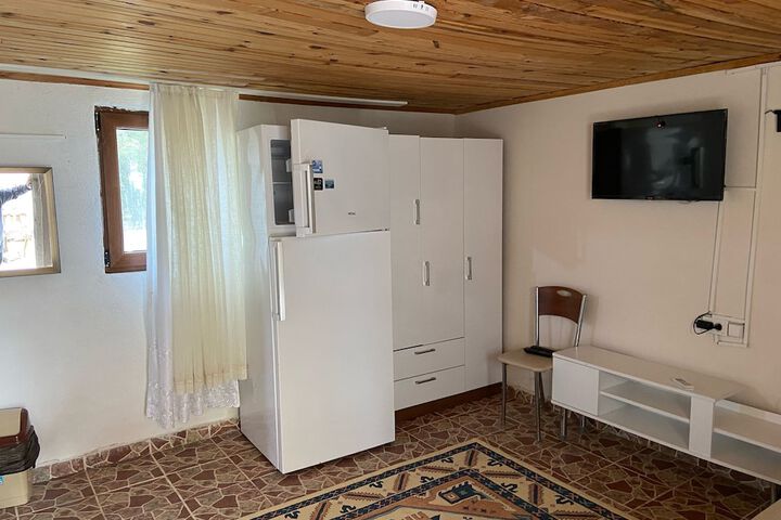 Room 90 of 263